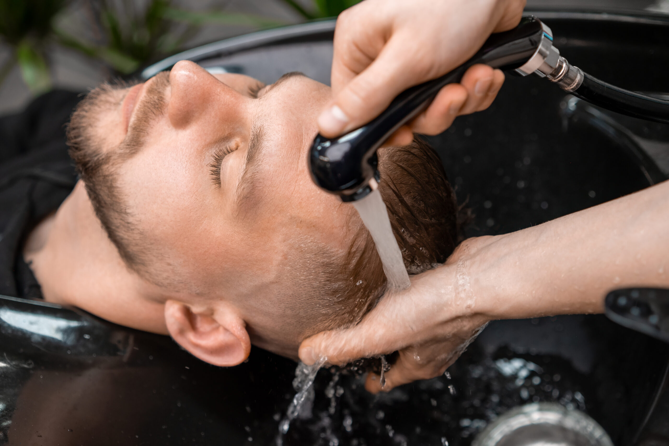 barber kielce mycie włosów w barbershopie pielęgnacja